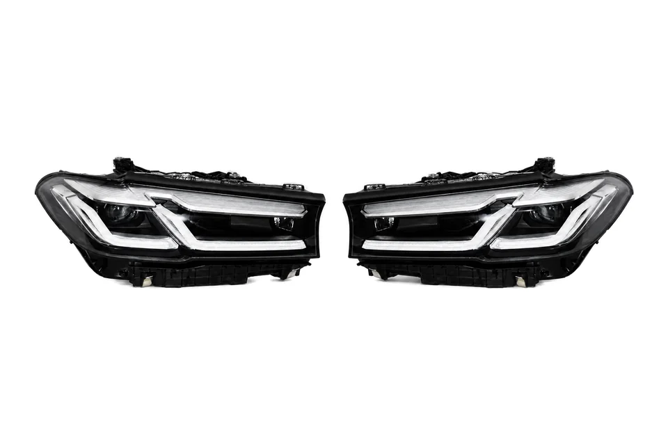 Каталожна візуалізація: BMW 5 Series G30 LCI 2020–2024 LED Headlights — Chrome (EU)