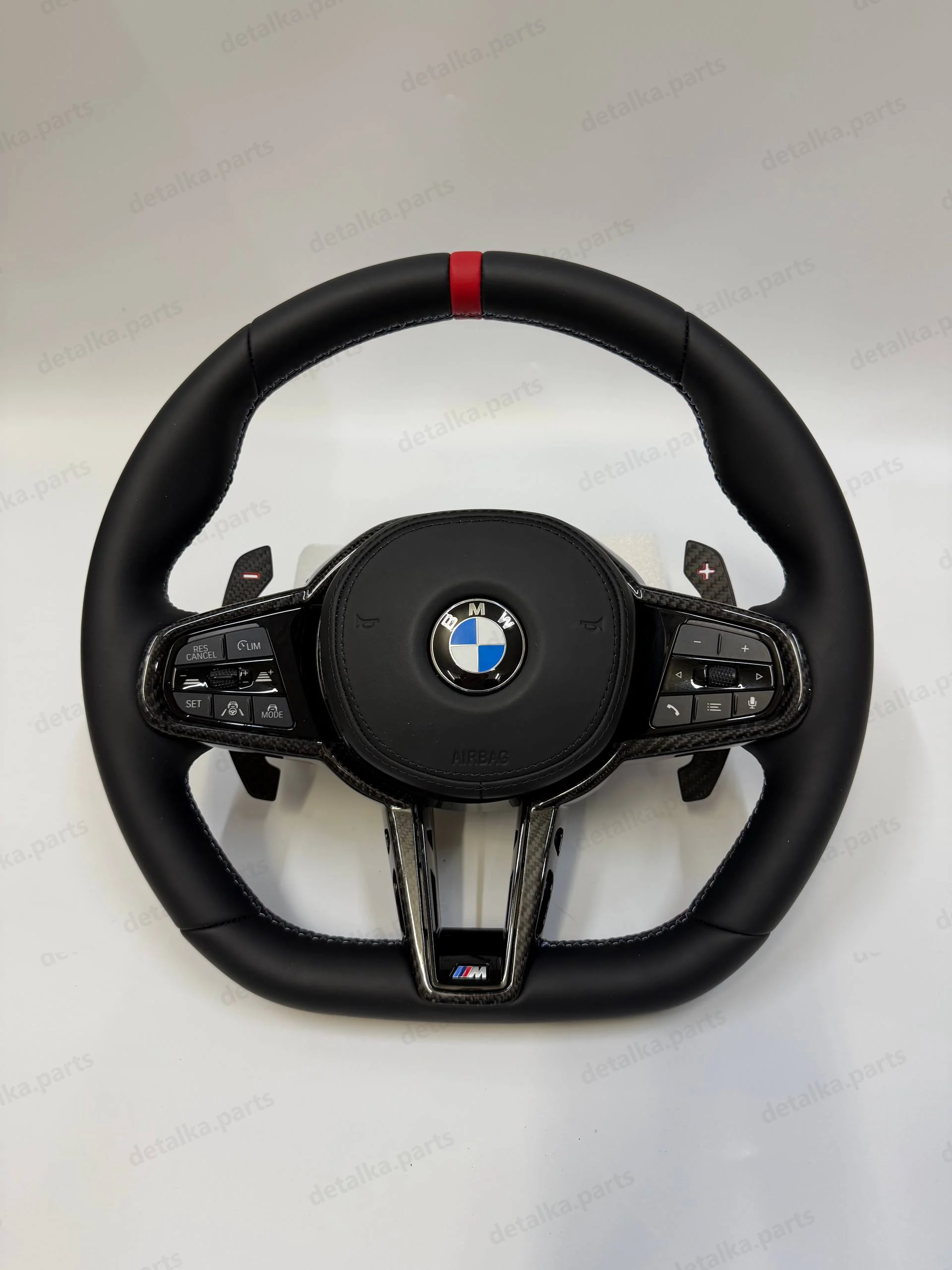 Спортивне кермо для BMW M-пакет G-series 2019-2026, LCI (руль без підігріву, асистентами, карбон) · DTL-900032