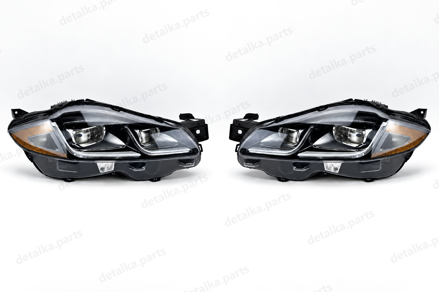 Фари Jaguar XJ — Full LED; Base; 2016–2019; US — пара з вбудованими модулями