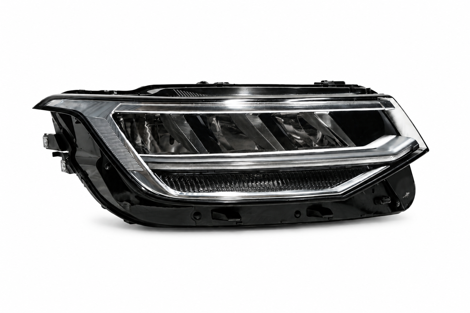 Фара Volkswagen Tiguan рестайлінг 2020–2024 LED Base USA, права — аналог