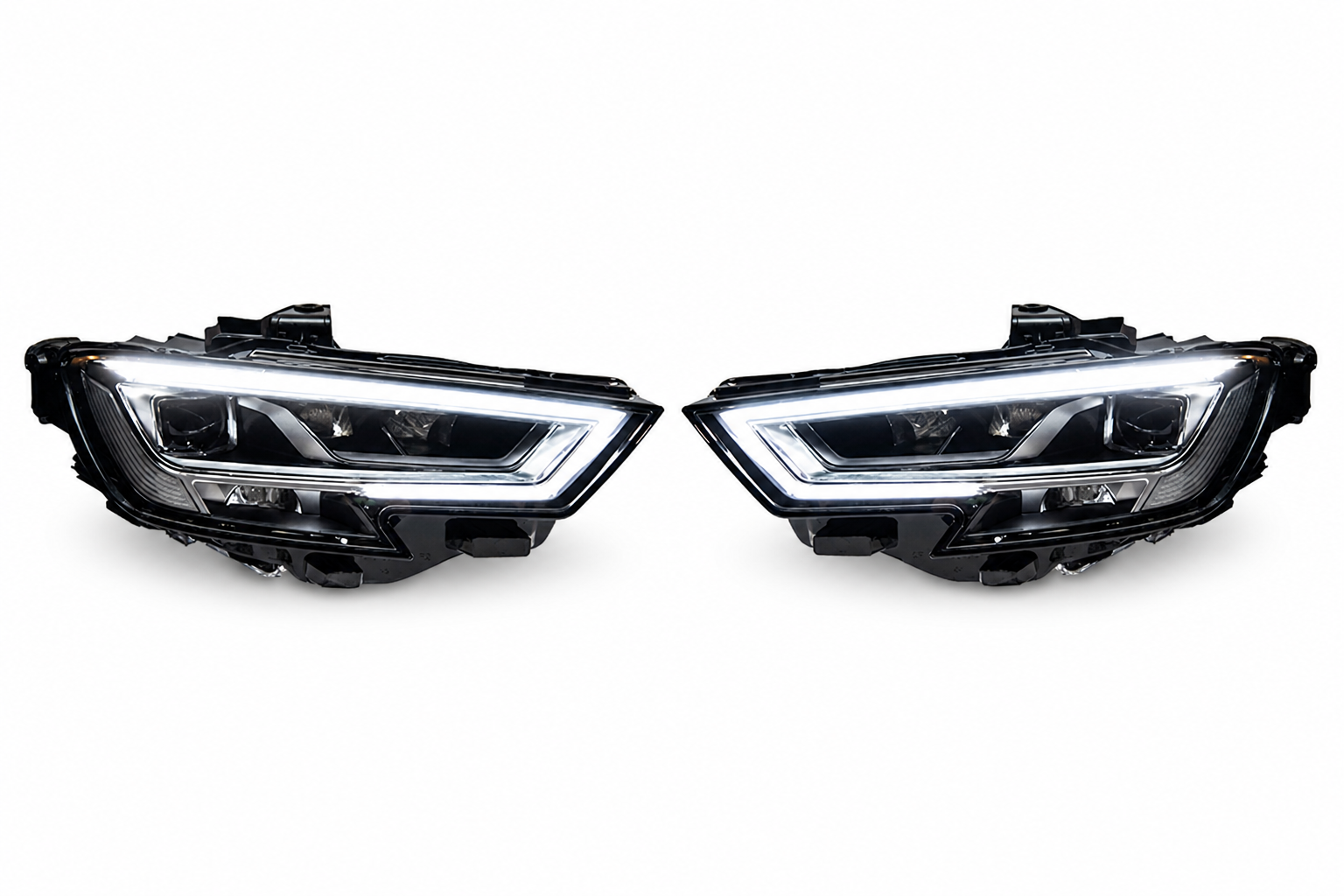 Пара тюнінгової оптики: Фари Audi A3 8V 2017–2020 Full LED для заміни ксенону — комплект L+R