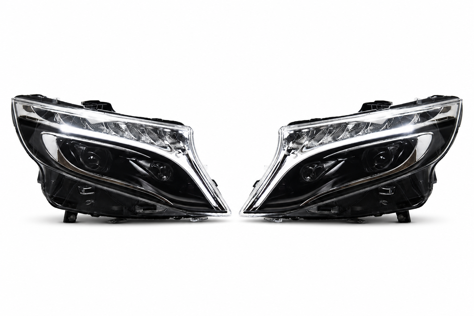 Пара тюнінгової оптики: Фари Mercedes-Benz Vito / V-Class W447 2014–2022 із двома LED-проекторами — комплект L+R